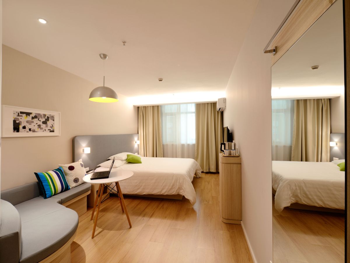 Terracotta Suite interior